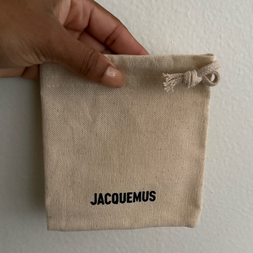 Jacquemus hoop earrings - Picture 4 of 5